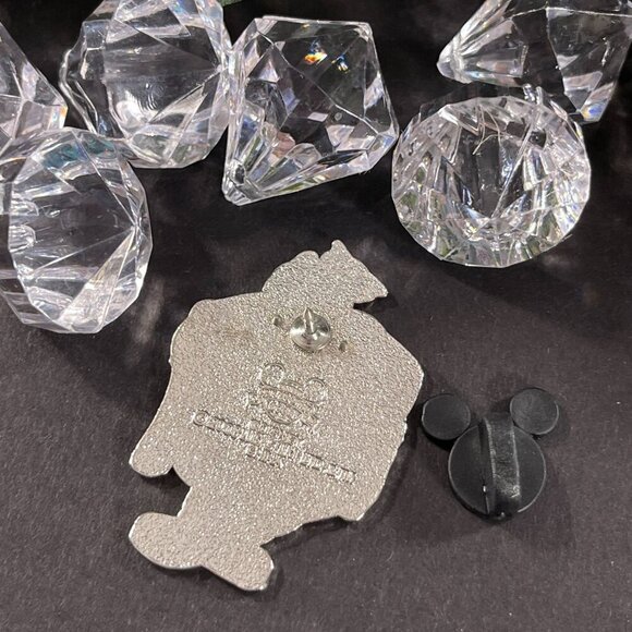 Disney Boba Fett Trading Pin Star Wars Pete Brooch Lapel Pin Jewelry Accessories - Picture 4 of 8